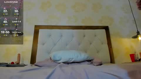 E V A  online show from 02.05.25