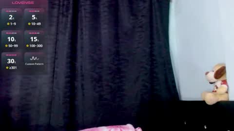 Snapshot of evah_lee chatting on 05.13.26 Evah Lee online show from 05.13.26