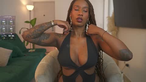 Snapshot of evajacksss_ chatting on 01.19.25 evajacksss_ online show from 01.19.25