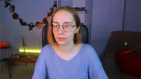 evalora online show from 10.26.25