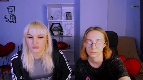 evalora online show from 11.23.25