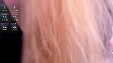 Snapshot of evaloviaa_ chatting on 05.21.26 Eva online show from 05.21.26