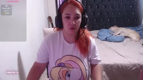 Snapshot of evamilff_ chatting on 02.20.25 Eva online show from 02.20.25