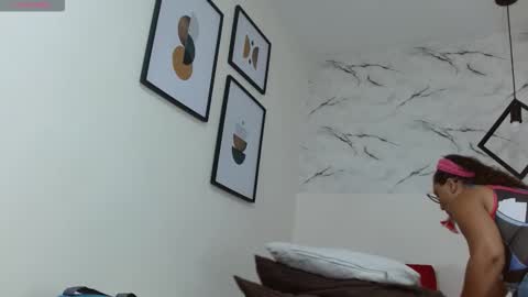 Eva Mills online show from 11.15.25