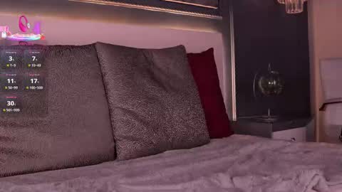 Snapshot of evamoretti chatting on 10.10.25 Eva Moretti online show from 10.10.25