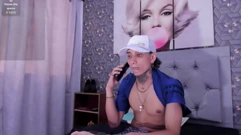 Snapshot of evan_park20 chatting on 12.05.25 Evan online show from 12.05.25