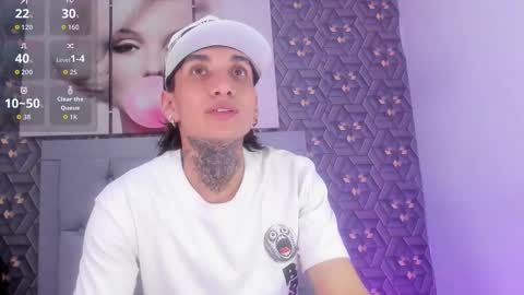 Snapshot of evan_park20 chatting on 12.15.25 Evan online show from 12.15.25