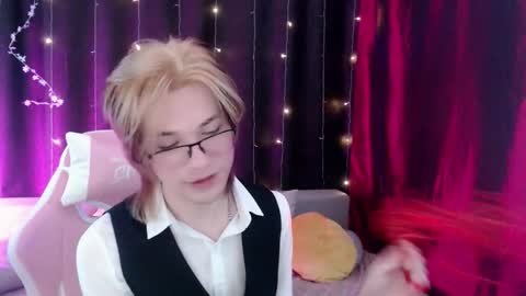 Snapshot of evan_reinhart chatting on 01.13.26 evan_reinhart online show from 01.13.26