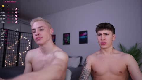 Snapshot of evan_white_ chatting on 01.16.25 evan_white_ online show from 01.16.25