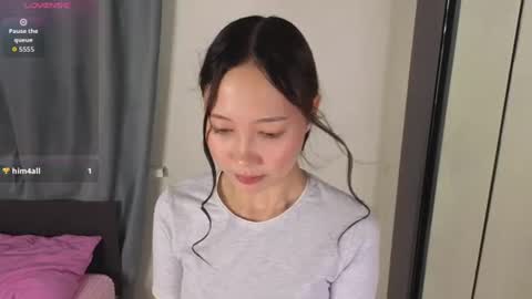 Snapshot of evangelinakovacevic chatting on 06.22.26 Hello im Lia online show from 06.22.26
