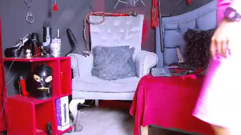 Miss Evangeline    online show from 06.28.26