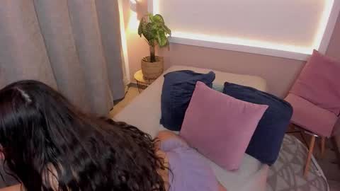 evangelineroos online show from 02.20.26