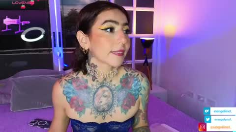 Snapshot of evangelyne1 chatting on 01.20.25 Evangelyne online show from 01.20.25