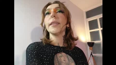 Snapshot of evangelyne1 chatting on 10.01.25 Evangelyne online show from 10.01.25