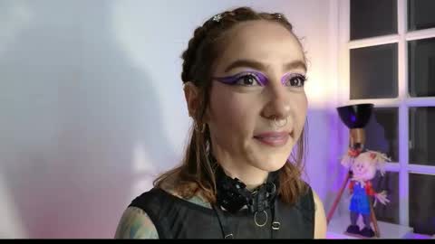 Snapshot of evangelyne1 chatting on 10.22.25 Evangelyne online show from 10.22.25