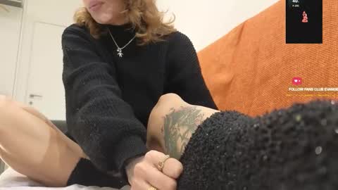 Snapshot of evangelyne1 chatting on 12.02.25 Evangelyne online show from 12.02.25