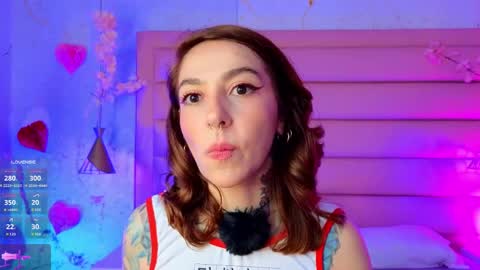 Snapshot of evangelyne1 chatting on 05.10.26 Evangelyne online show from 05.10.26