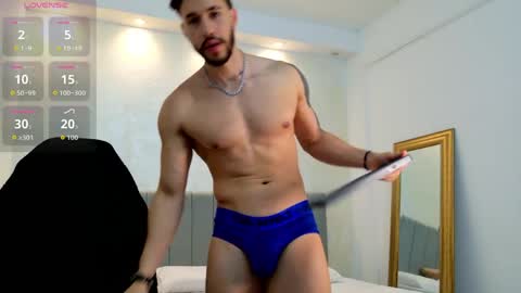 E V A N S online show from 04.25.26