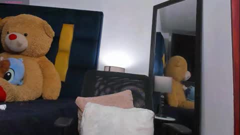   online show from 11.26.25