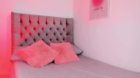 Eva Olimpo online show from 11.11.25