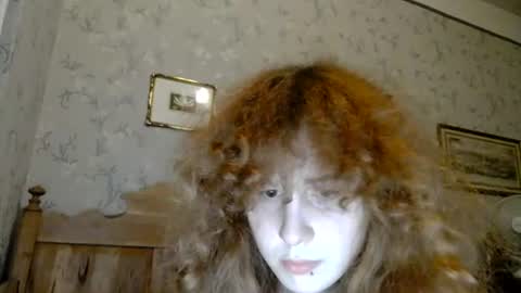 Snapshot of evapilled chatting on 07.02.26 evapilled online show from 07.02.26