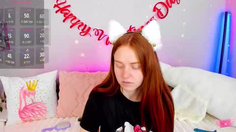 Snapshot of evarey_ chatting on 02.05.26 Adelina online show from 02.05.26