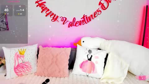 Snapshot of evarey_ chatting on 02.06.26 Adelina online show from 02.06.26