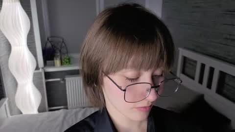 Snapshot of evas_soul chatting on 04.27.26 Eva online show from 04.27.26