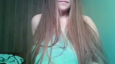 evasapples2026 online show from 04.25.26