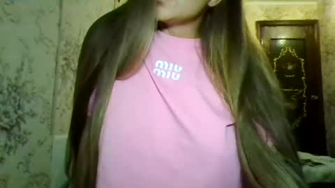 evasapples2026 online show from 07.21.26