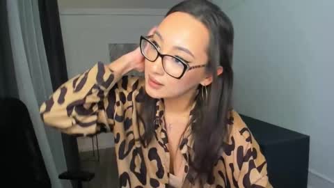 evasarazardje online show from 03.08.26