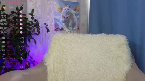 Snapshot of evashiny_ chatting on 09.16.25 Eve online show from 09.16.25