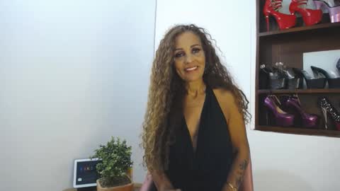  EVA LUNA online show from 01.22.25
