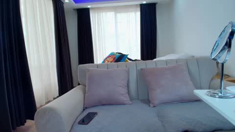  EVA LUNA online show from 02.03.26