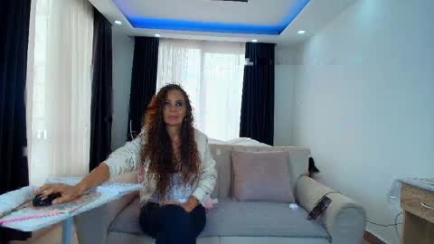  EVA LUNA online show from 05.12.26