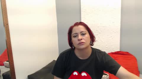 Snapshot of evatwiss chatting on 11.17.25 Eva Twiss online show from 11.17.25