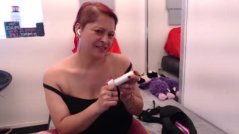Eva Twiss online show from 07.23.26