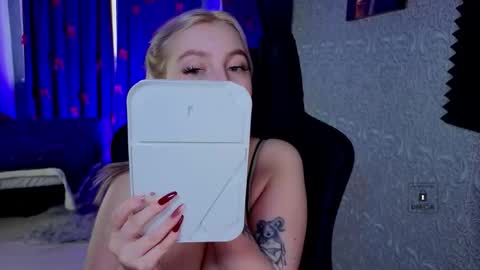 Snapshot of evavibe chatting on 03.10.26 evavibe online show from 03.10.26