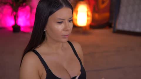 Eva online show from 03.08.25