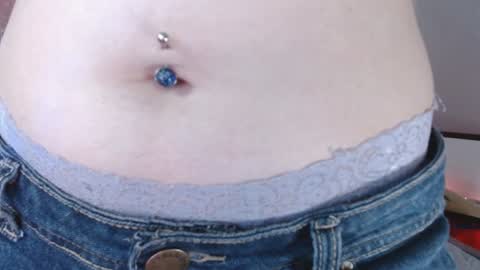 Eve Blue  friends. IG eve blue77 TW EveBlue 1 OF eveblue7 online show from 12.20.24