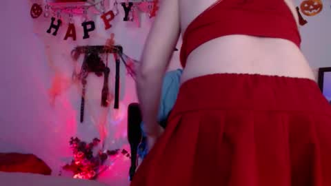 Eve Blue  friends. IG eve blue77 TW EveBlue 1 OF eveblue7 online show from 10.27.25