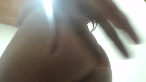 Snapshot of eve_hills chatting on 11.28.25 eve online show from 11.28.25