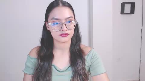 Snapshot of eve_rox18 chatting on 12.15.25 Eve Rox18 online show from 12.15.25