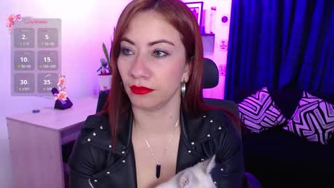 Evee online show from 09.21.25