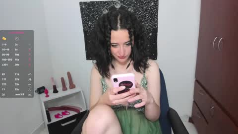 Eve Jane  online show from 01.04.25