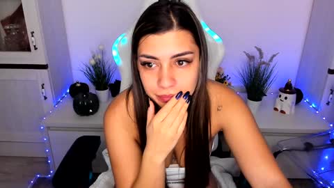 eveeevian online show from 12.13.24