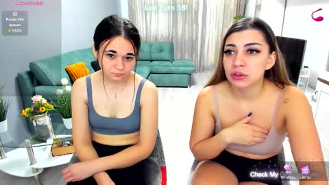 eveeevian online show from 10.19.25