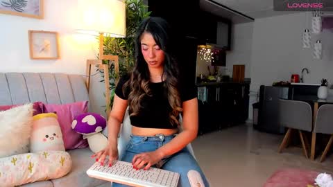 Snapshot of eveekendal_ chatting on 09.24.25  Eve  online show from 09.24.25