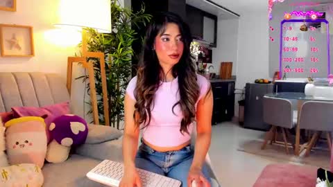 Snapshot of eveekendal_ chatting on 10.08.25  Eve  online show from 10.08.25