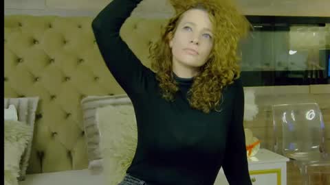 EveHamilton online show from 12.01.24